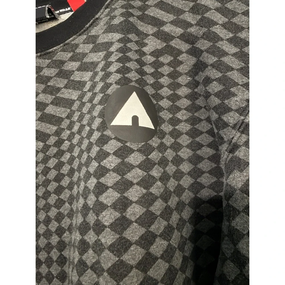 Airwalk Men's XS Diamond Print Crewneck Sweatshirt Gray Black Skatewear